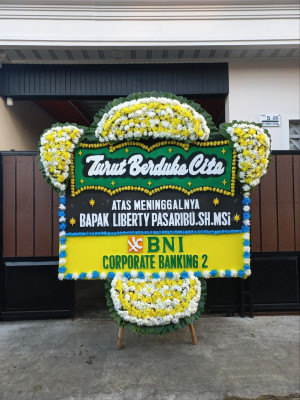 Papan Bunga Duka di Pariaman