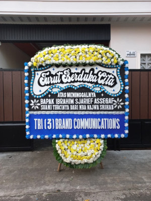 Papan Bunga Duka di Pariaman